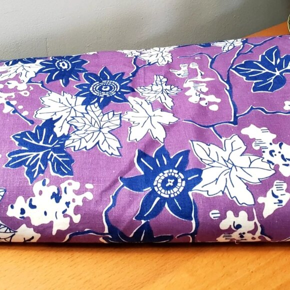 COTTON FABRIC FLORAL PRINT NEW 148" x 30" PURPLE BLU  WHITE CRAFT SEWING QUILT - Picture 4 of 5